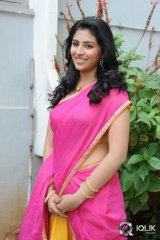 Kruthika Jayakumar at Vinavayya Ramayya Movie Launch
